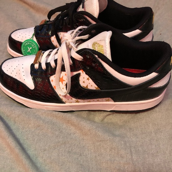 COPY - Nike Dunk Low Supreme Stars Black - Picture 4 of 8